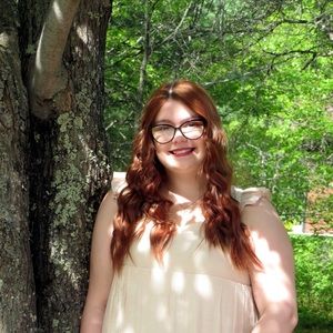 Meet your Posher, Lily